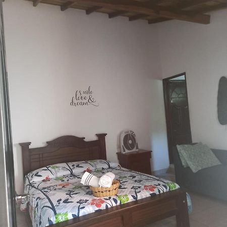 Hostal Jose Navarro Guadalupe Buitenkant foto